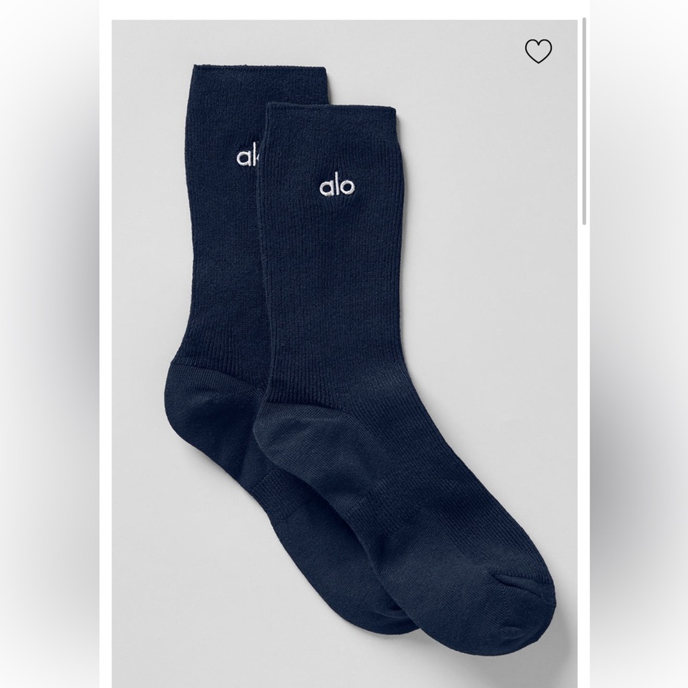 Alo Understated Half-Crew Unisex socks - Navy size M
NWT